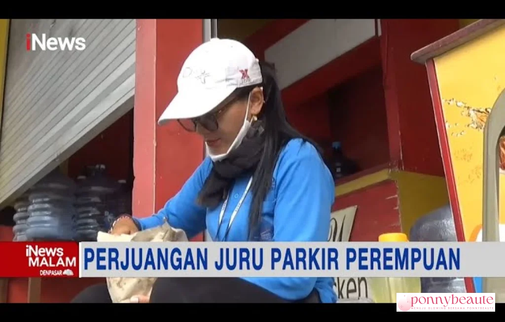 perjuangan juru parkir perempuan