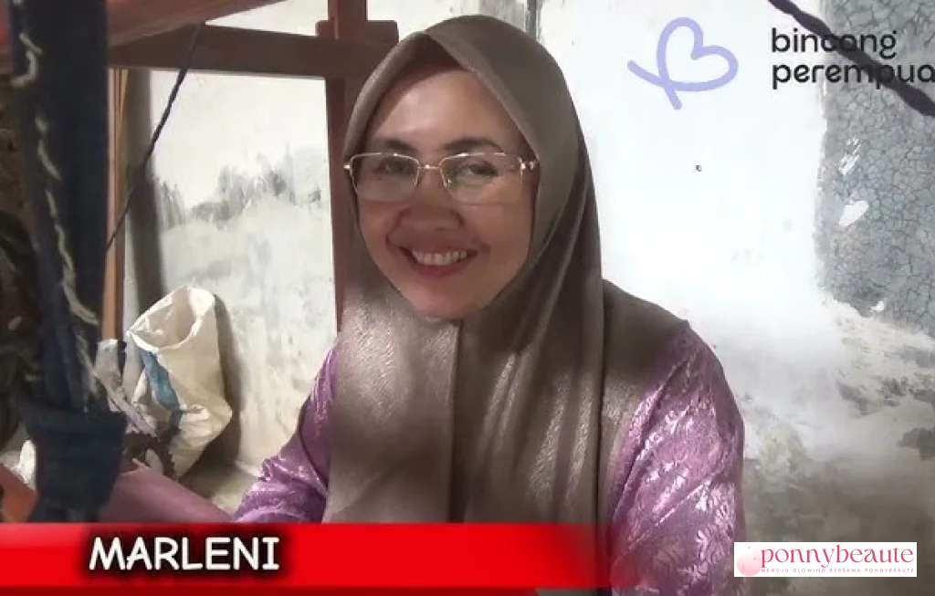 Tenun Bumpak Bincang Perempuan
